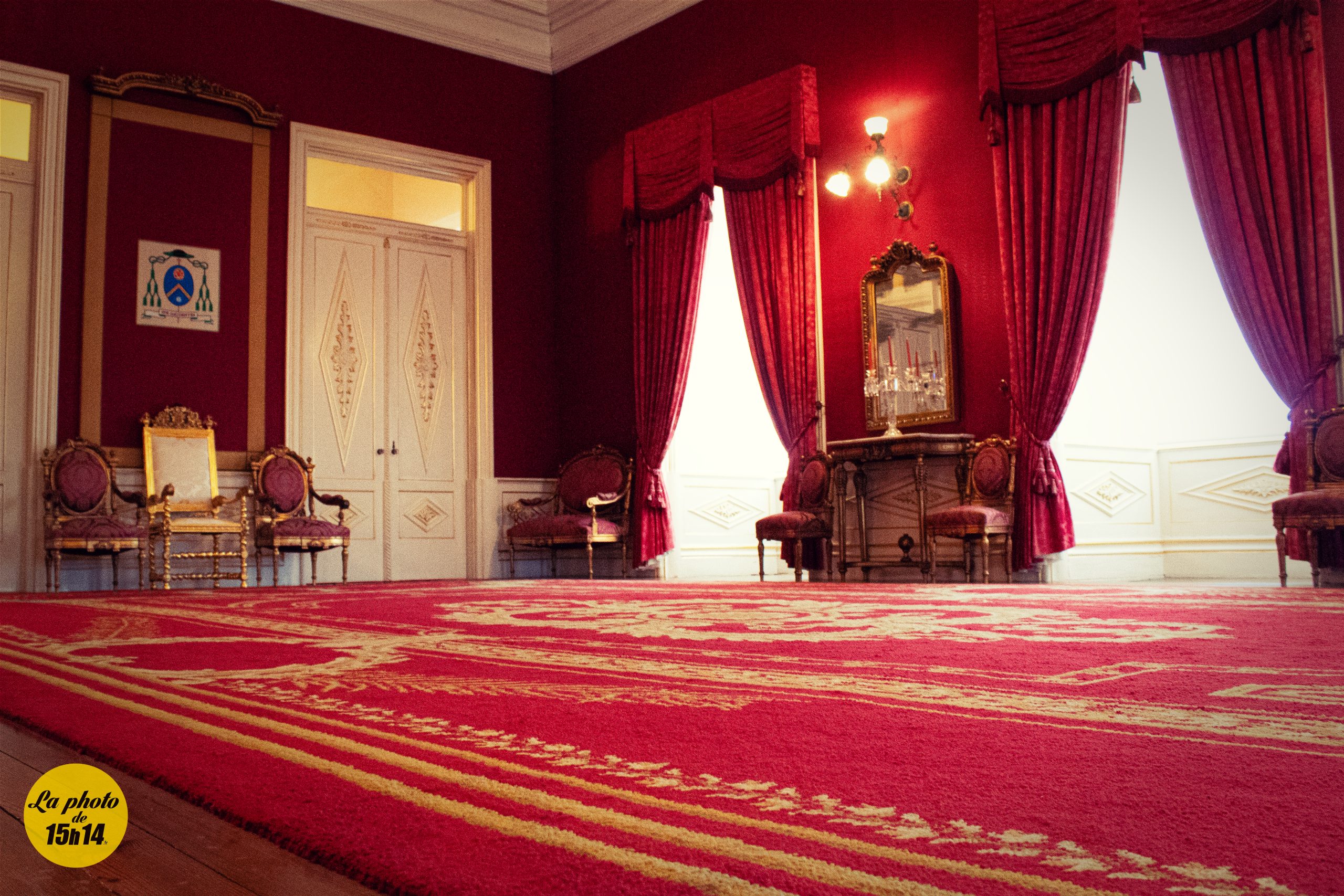 Porto : immersion dans le salon majestueux du palais épiscopal